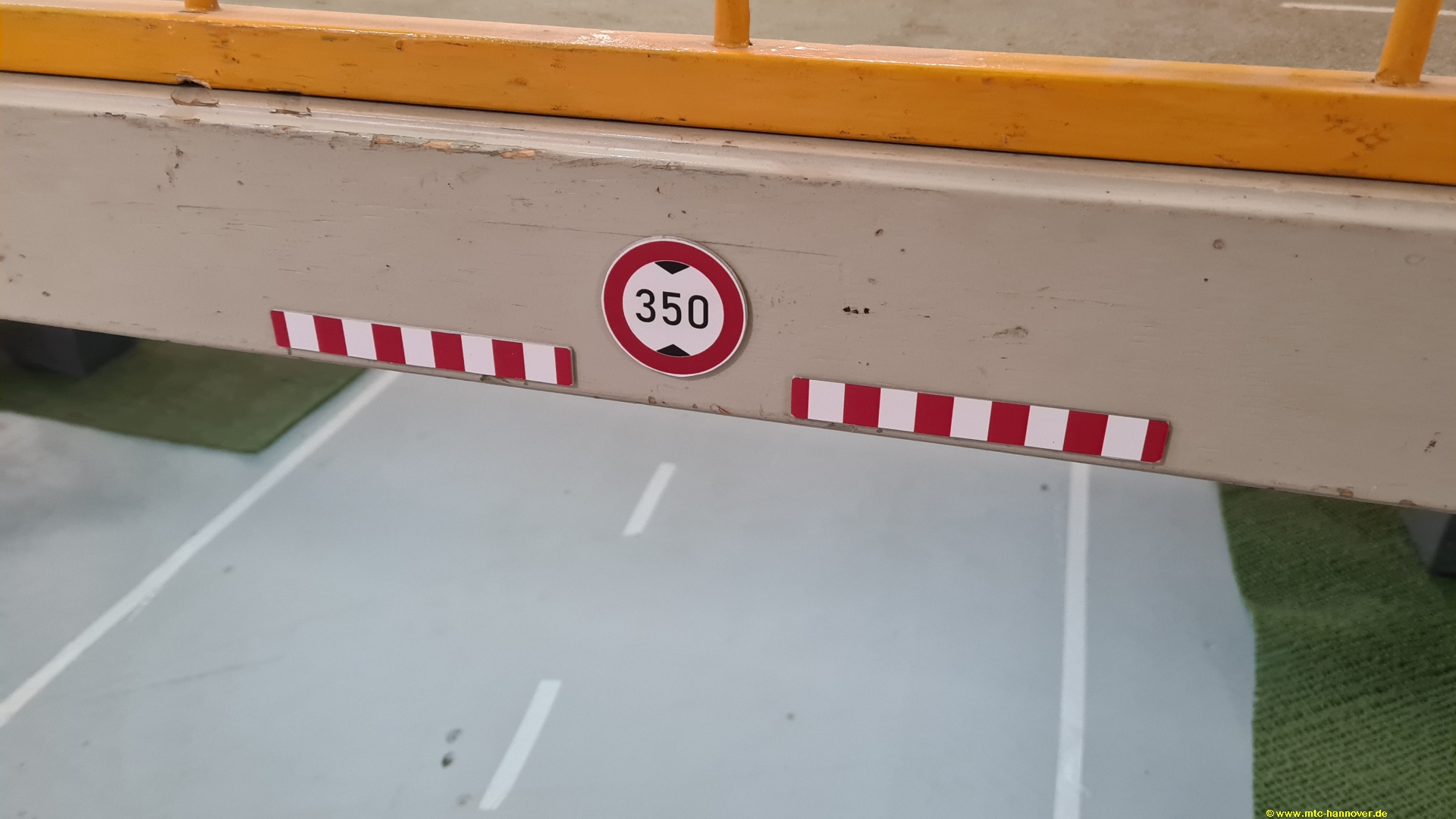 verkehrszeichen 030